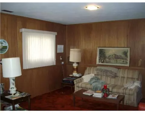 226 E Oak St, Celina, OH 45822 photo 9