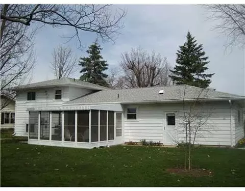 226 E Oak St, Celina, OH 45822 photo 2