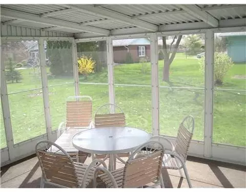 226 E Oak St, Celina, OH 45822 photo 7