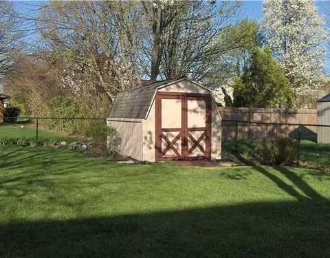 2908 Balsam Dr, Springfield, OH 45503 photo 7