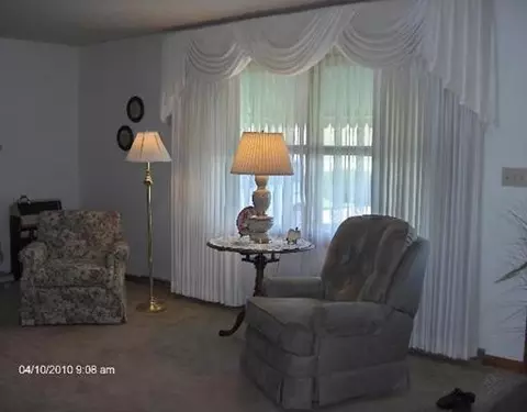 610 Tuttle Rd, Springfield, OH 45503 photo 3