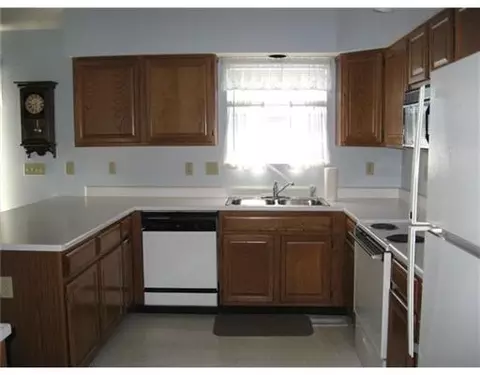 1187 Old Farm Ln #.., Springfield, OH 45503 photo 6