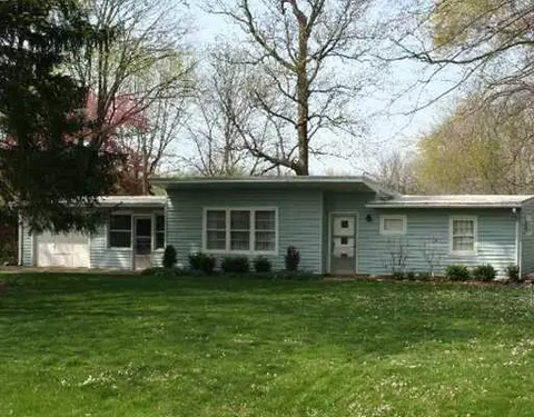 159 Ravenwood Dr, Springfield, OH 45504 photo 1