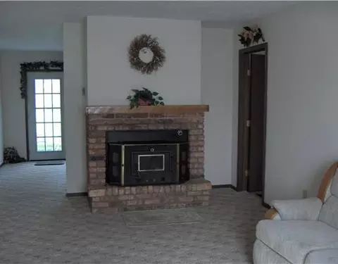 5746 Willow Dale Rd, Springfield, OH 45502 photo 8