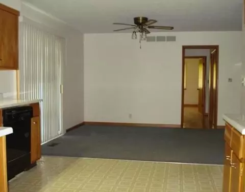 1960 Devon Dr, Springfield, OH 45503 photo 7