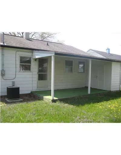 2700 Morton Dr, Springfield, OH 45505 photo 3