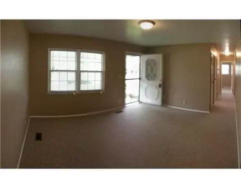 604 Damascus Ave, Springfield, OH 45506 photo 3