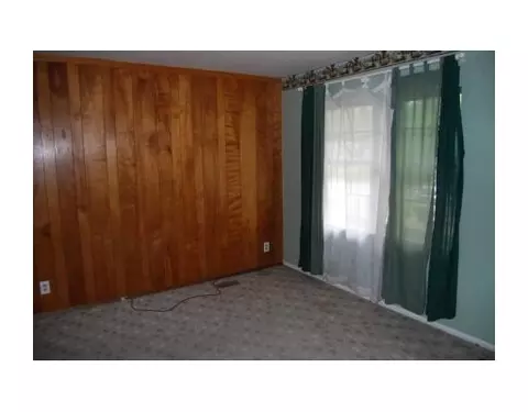 1948 Pompano, Springfield, OH 45506 photo 2