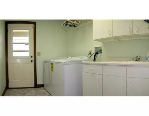 1011 Tioga Ct, Springfield, OH 45502 photo 18