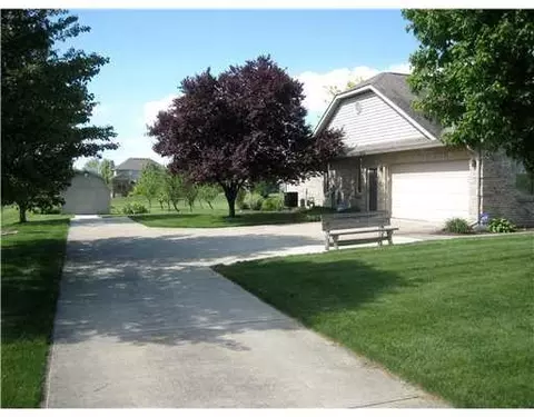 1011 Tioga Ct, Springfield, OH 45502 photo 2