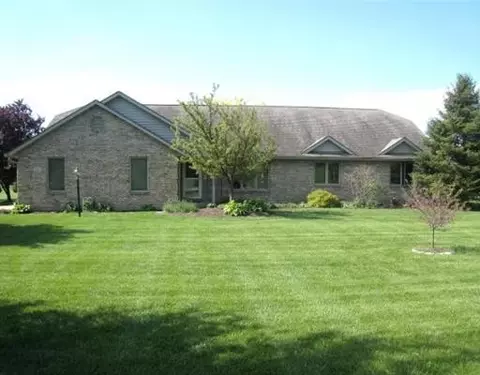 1011 Tioga Ct, Springfield, OH 45502 photo 1