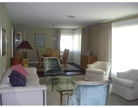 115 N Broadmoor Blvd, Springfield, OH 45504 photo 3