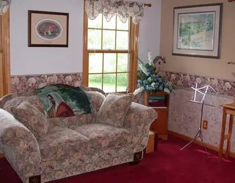 320 California Ave, Springfield, OH 45505 photo 2