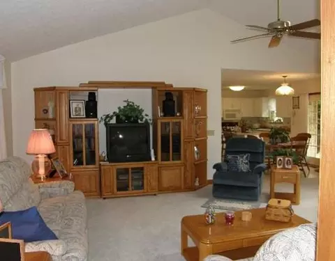 4914 Jenny Ct, Springfield, OH 45504 photo 5