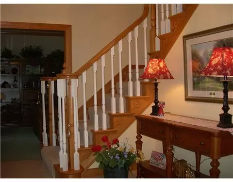3614 Heatherwood Ave, Springfield, OH 45503 photo 2
