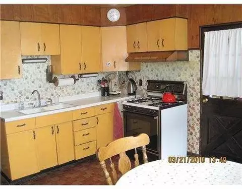 534 N Light St, Springfield, OH 45504 photo 6