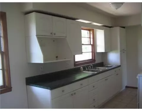 6693 River, Springfield, OH 45502 photo 8