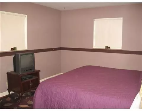 1927 E Mile Rd, Springfield, OH 45503 photo 8