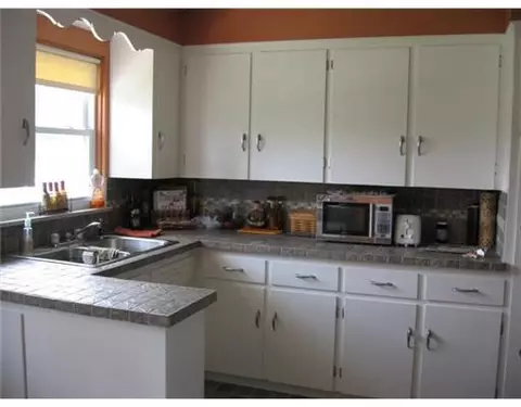 1927 E Mile Rd, Springfield, OH 45503 photo 5