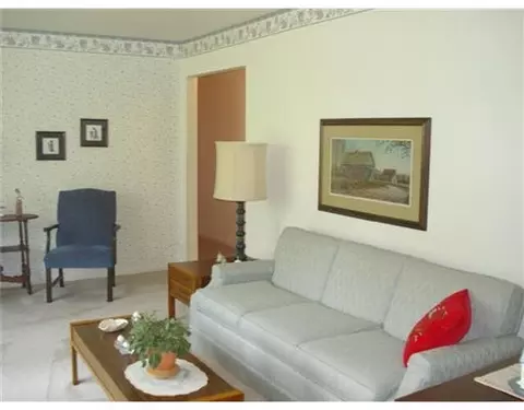 3901 Crescent Hl, Springfield, OH 45502 photo 7
