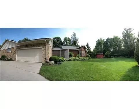 2723 Rensselaer Dr, Springfield, OH 45503 photo 2