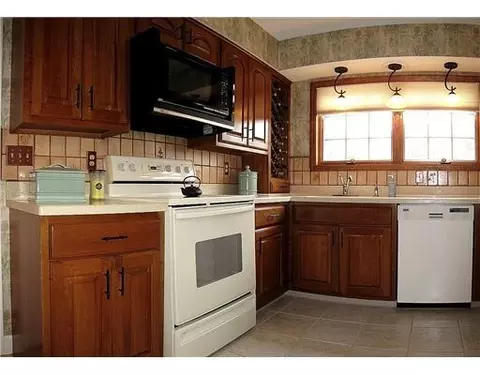 2723 Rensselaer Dr, Springfield, OH 45503 photo 9