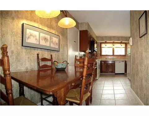 2723 Rensselaer Dr, Springfield, OH 45503 photo 8