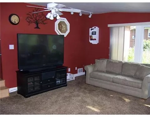 531 Sheffield Dr, Springfield, OH 45506 photo 5