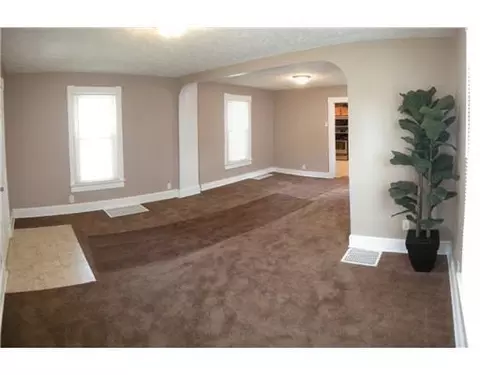 412 Montgomery Ave, Springfield, OH 45506 photo 2