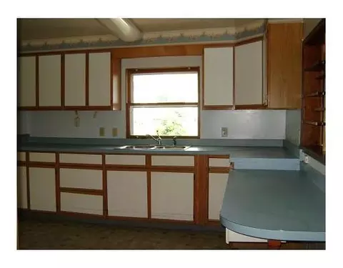 123 N Sycamore St, Springfield, OH 45503 photo 3