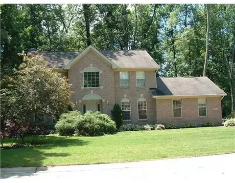 921 Sawmill Ct, Springfield, OH 45503 photo 1