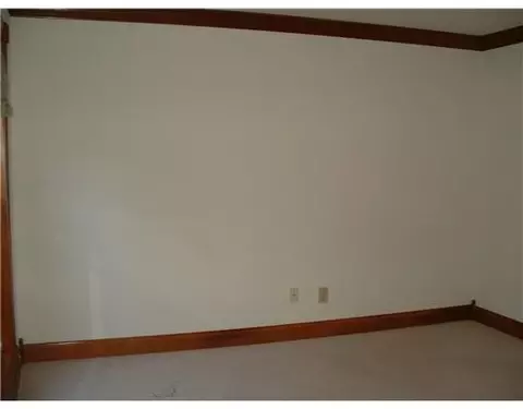 921 Sawmill Ct, Springfield, OH 45503 photo 2