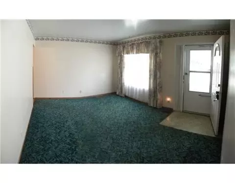 102 Corlington Ave, Springfield, OH 45506 photo 3
