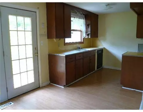 4828 Ashley, Springfield, OH 45503 photo 5