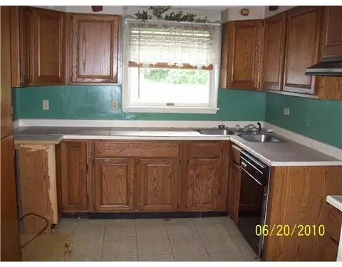 81 Adlyn, Springfield, OH 45505 photo 2