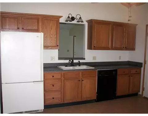 1700 Oldham Dr #1700, Springfield, OH 45503 photo 3