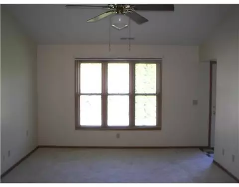 1700 Oldham Dr #1700, Springfield, OH 45503 photo 5