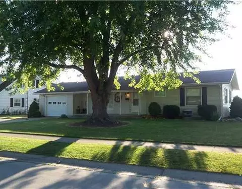 718 Holly St, Celina, OH 45822 photo 1