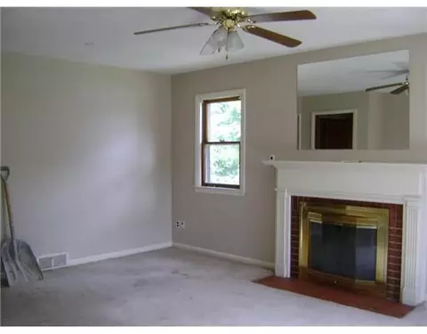 816 Elm St, Springfield, OH 45503 photo 4