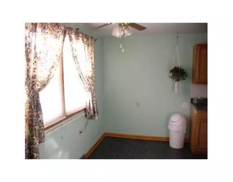 4210 Willowbrook, Springfield, OH 45503 photo 5
