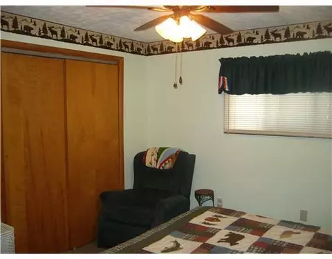 533 N Cherry St, Celina, OH 45822 photo 8