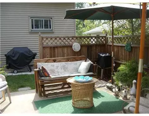 533 N Cherry St, Celina, OH 45822 photo 2