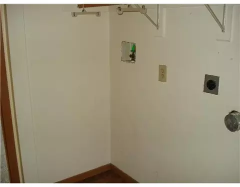 5624 W Ridgewood, Springfield, OH 45503 photo 10