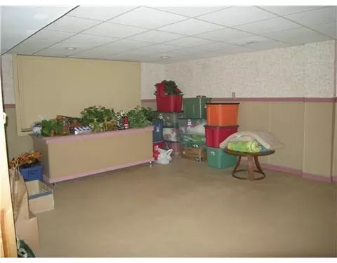 2447 E Possum Rd, Springfield, OH 45502 photo 18