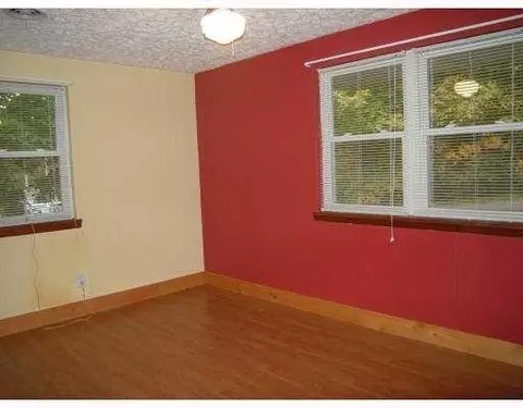 2710 Elm Dr, Springfield, OH 45504 photo 9