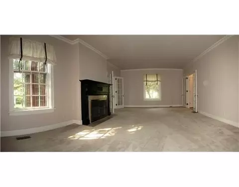 271 Brighton Rd, Springfield, OH 45504 photo 5