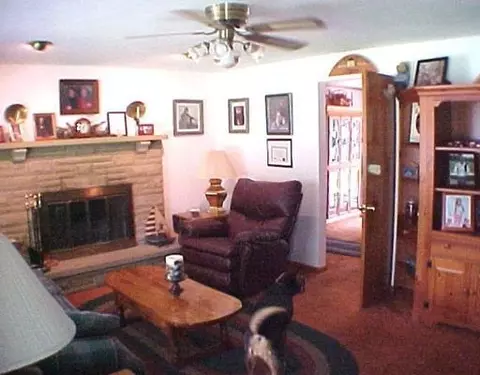 2321 Brookdale Dr, Springfield, OH 45502 photo 4