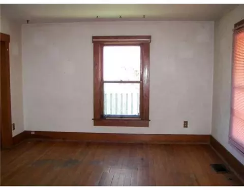 2229 Hoppes, Springfield, OH 45503 photo 3