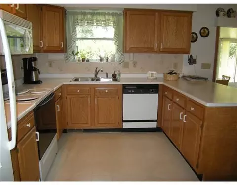 1216 Old Farm Ln #1216, Springfield, OH 45503 photo 6