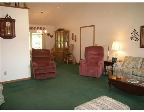 1216 Old Farm Ln #1216, Springfield, OH 45503 photo 3